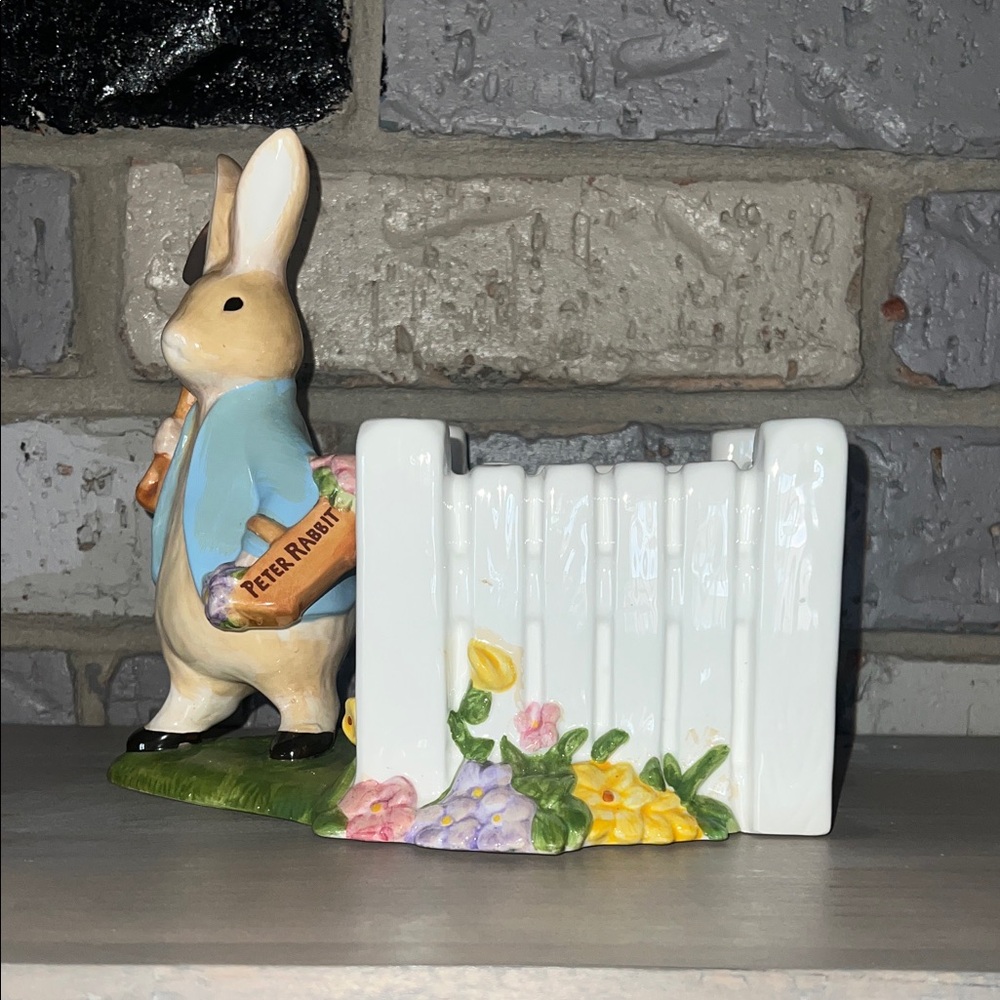 Vintage 2001 Teleflora Beatrix Potter Figure Peter Rabbit Planter